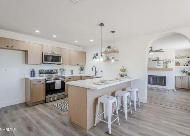 Property at 2337 E Contessa St, Mesa, AZ 85213, 3 beds, 2 baths