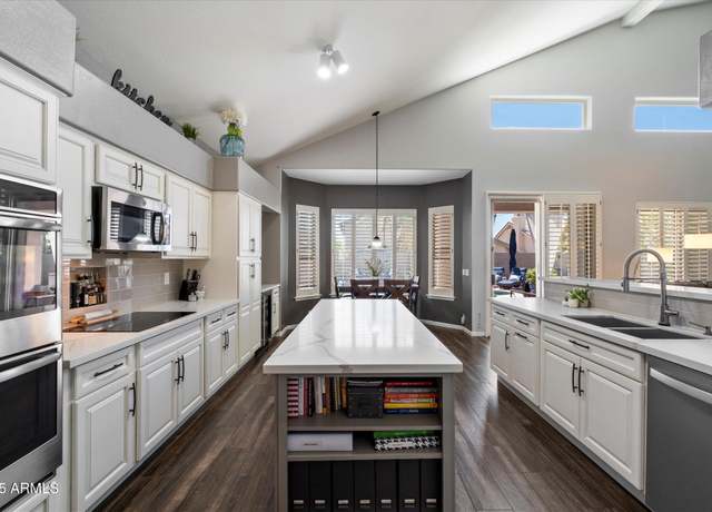 Property at 4569 E Lariat Ln, Phoenix, AZ 85050, 5 beds, 3.5 baths