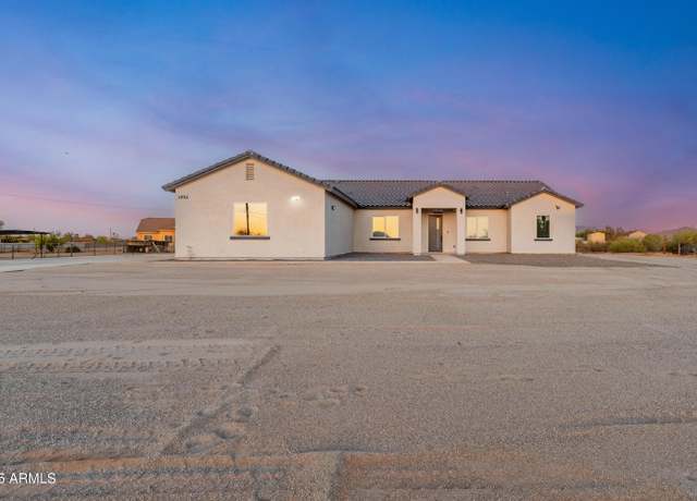 Property at 11815 S 207th Ave, Buckeye, AZ 85326, 4 beds, 2.5 baths
