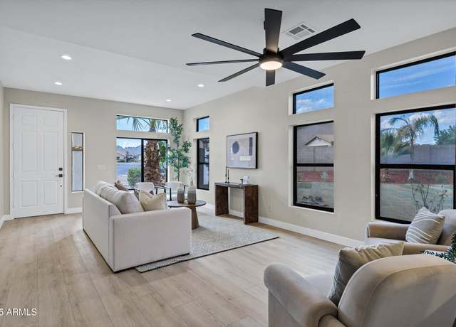 Property at 11515 E Ellis St, Mesa, AZ 85207, 5 beds, 3 baths
