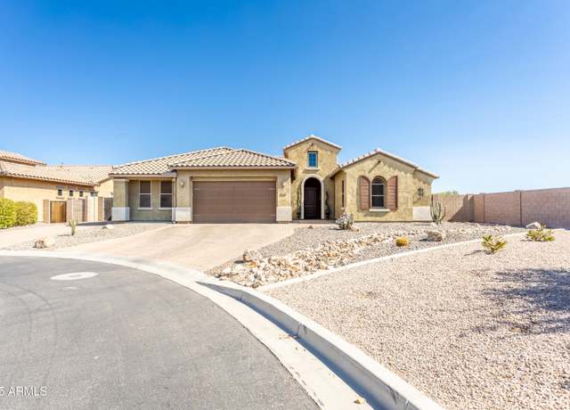 Property at 2888 E Bellflower Dr, Gilbert, AZ 85298, 5 beds, 3.5 baths