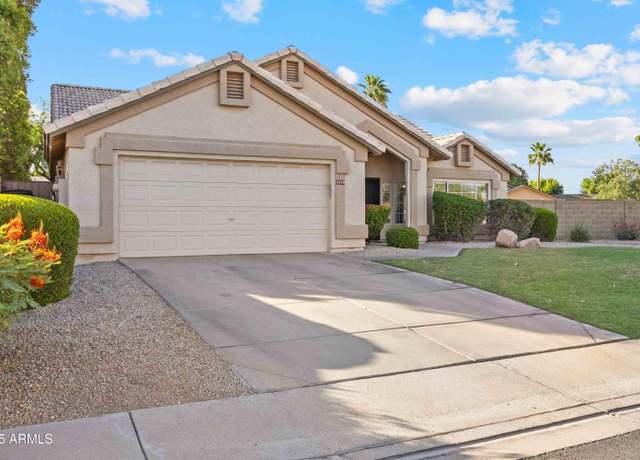 Property at 4220 E San Angelo Ave, Gilbert, AZ 85234, 4 beds, 2 baths