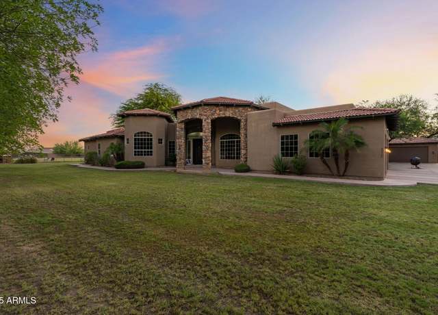 Property at 8822 N 172nd Dr, Waddell, AZ 85355, 4 beds, 3.5 baths
