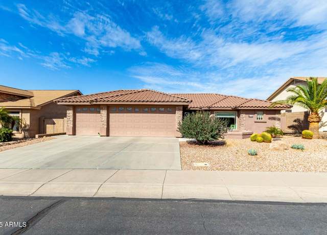 Property at 11056 E Nopal Ave, Mesa, AZ 85209, 2 beds, 2 baths