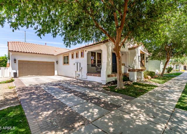 Property at 3030 E Camellia Dr, Gilbert, AZ 85296, 5 beds, 3 baths