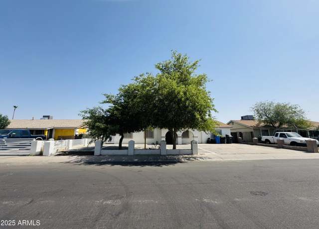 Property at 7135 W Heatherbrae Dr, Phoenix, AZ 85033, 5 beds, 3 baths