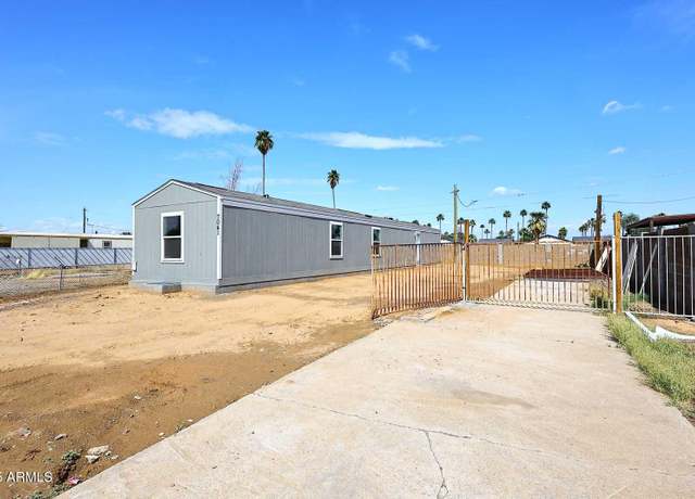 Property at 7041 N 80th Dr, Glendale, AZ 85303, 3 beds, 2 baths