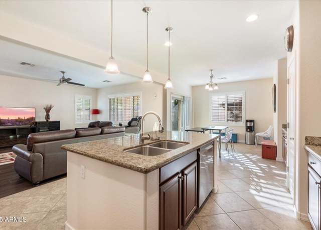 Property at 4032 S Santa Rita Pl, Chandler, AZ 85249, 4 beds, 2 baths