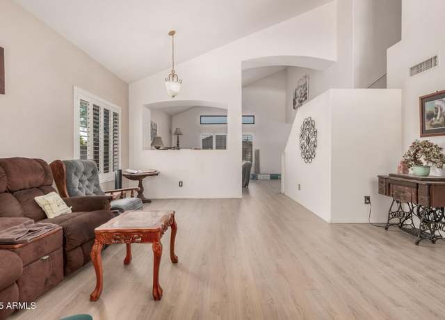 Property at 17999 W Canyon Ct, Goodyear, AZ 85338, 3 beds, 2.5 baths
