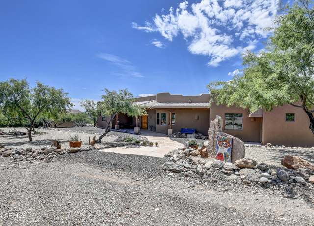 Property at 1371 Tavasci Rd, Clarkdale, AZ 86324, 3 beds, 2.5 baths