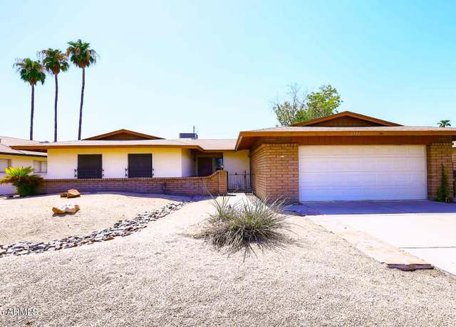 Property at 1531 W Plana Ave, Mesa, AZ 85202, 4 beds, 2 baths