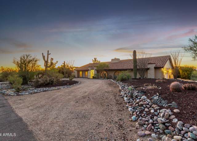 Property at 36444 N Stardust Ln, Carefree, AZ 85377, 5 beds, 3 baths