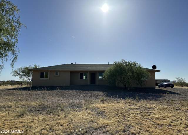 Property at 7801 S 547th Ave, Tonopah, AZ 85354, 4 beds, 2 baths