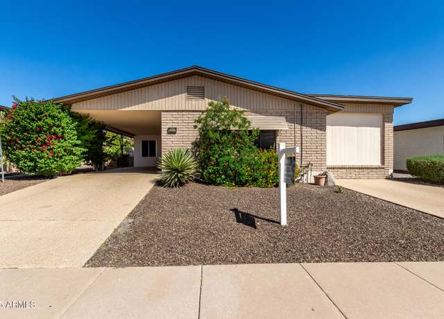 Property at 2233 N Middlecoff Dr, Mesa, AZ 85215, 2 beds, 2 baths