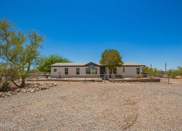Property at 8074 N Palo Verde Rd, Florence, AZ 85132, 5 beds, 3 baths