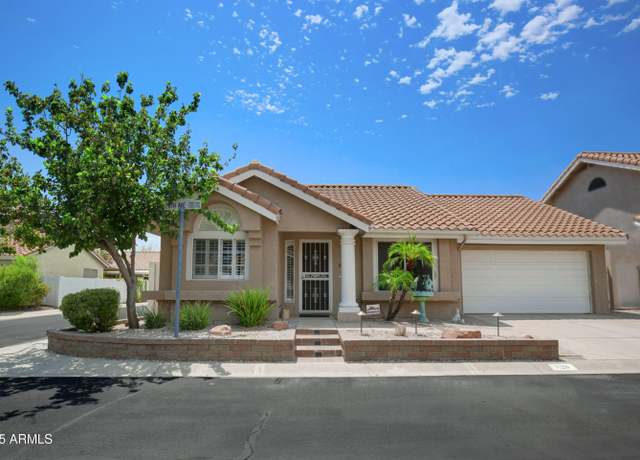 Property at 7126 N 28th Ave, Phoenix, AZ 85051, 2 beds, 2 baths