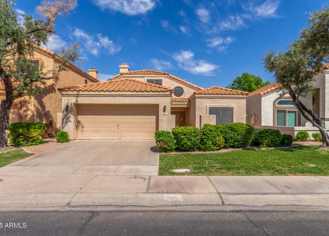 Property at 221 N Ironwood St, Gilbert, AZ 85234, 3 beds, 3 baths