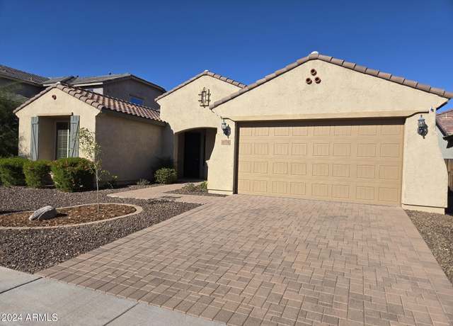 Property at 10736 W Paso Trl, Peoria, AZ 85383, 3 beds, 2 baths