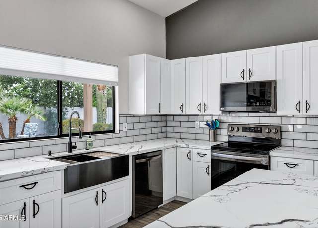 Property at 8913 S Forest Ave, Tempe, AZ 85284, 4 beds, 2.5 baths