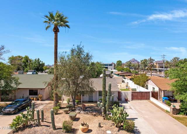 Property at 1940 E Indianola Ave E, Phoenix, AZ 85016, 2 beds, 3 baths