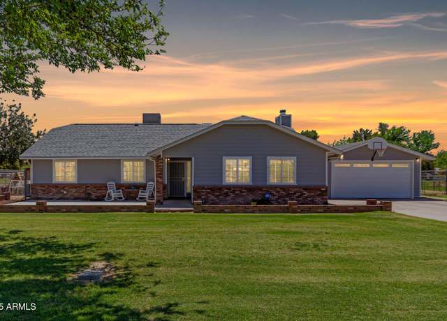 Property at 1551 E Longhorn Dr, Chandler, AZ 85286, 5 beds, 2 baths