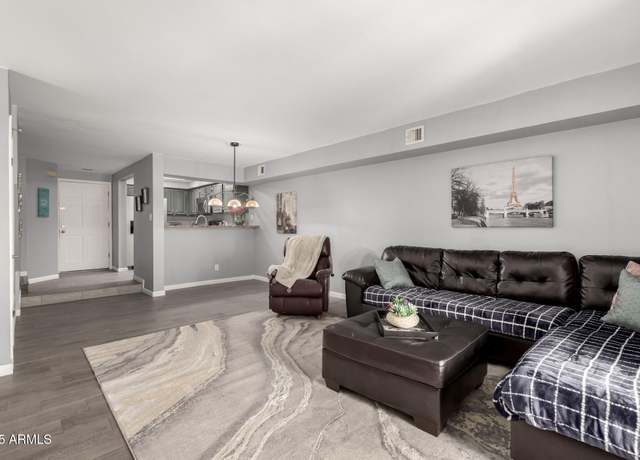 Property at 2121 W Union Hills Dr #113, Phoenix, AZ 85027, 2 beds, 1.5 baths