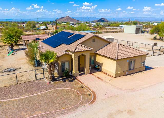 Property at 2512 W Skyline Ln, San Tan Valley, AZ 85144, 4 beds, 2 baths