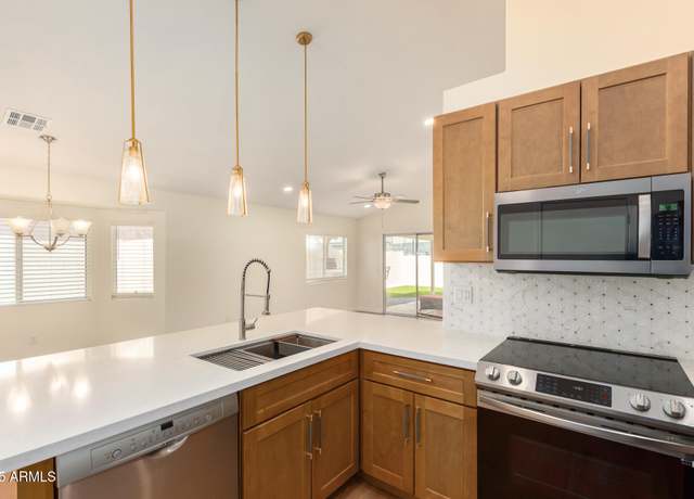 Property at 2219 N 115th Ln, Avondale, AZ 85392, 4 beds, 2 baths
