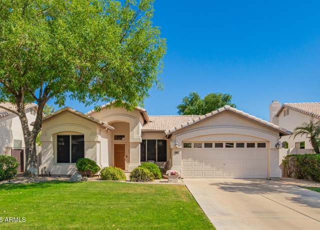 Property at 531 N Cambridge St, Gilbert, AZ 85233, 3 beds, 2 baths
