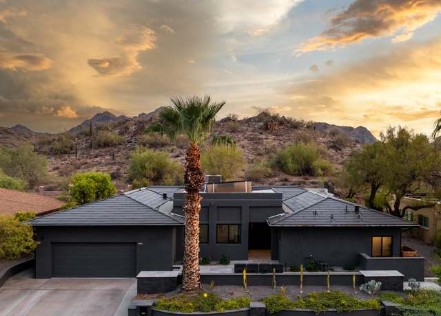 Property at 9046 N 28th St, Phoenix, AZ 85028, 5 beds, 2.5 baths