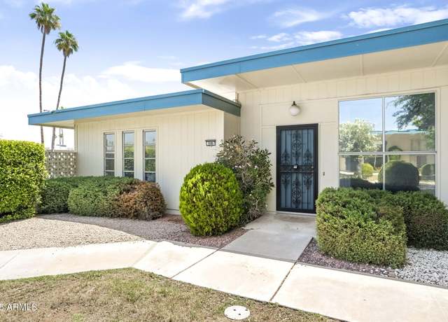 Property at 9967 W Hawthorn Dr, Sun City, AZ 85351, 2 beds, 2 baths