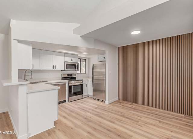 Property at 16402 N 31st St #232, Phoenix, AZ 85032, 2 beds, 2 baths