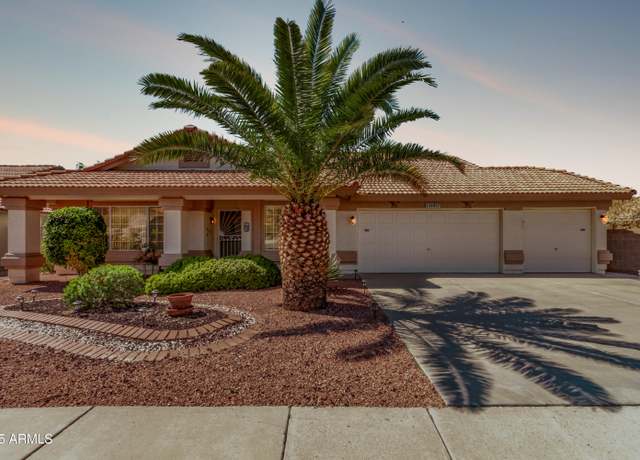 Property at 10937 N Ventana Dr W, Peoria, AZ 85373, 3 beds, 2 baths