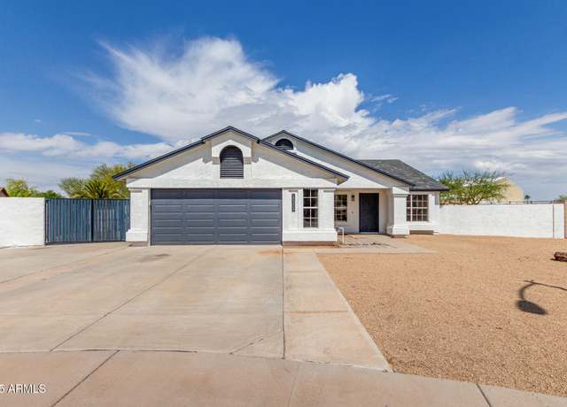 Property at 10358 N 78th Ave, Peoria, AZ 85345, 3 beds, 2 baths