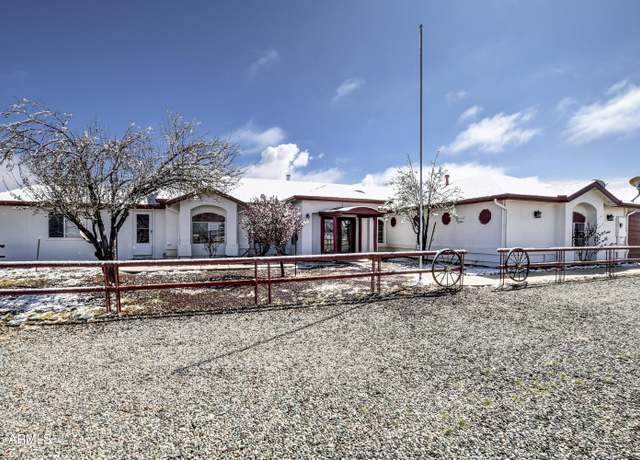 Property at 9100 E Lonesome Valley Rd, Prescott Valley, AZ 86315, 4 beds, 3 baths