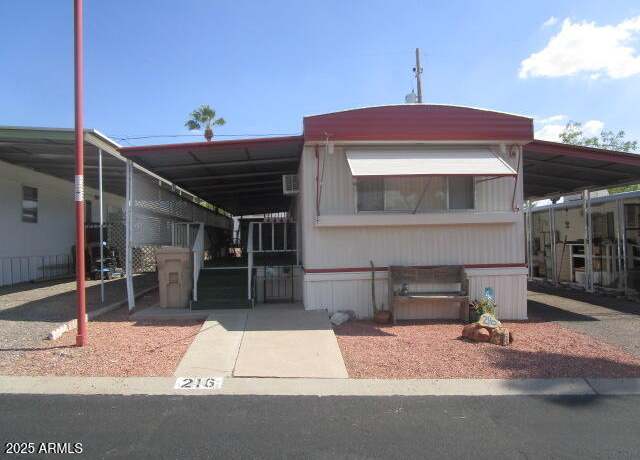 Property at 10401 N Cave Creek Rd #216, Phoenix, AZ 85020, 2 beds, 1 bath