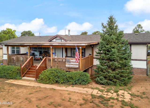 Property at 2068 Rendezvous Pine Dr, Overgaard, AZ 85933, 3 beds, 2 baths