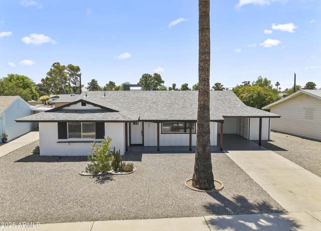 Property at 10423 W Monterosa Dr, Sun City, AZ 85351, 2 beds, 2 baths