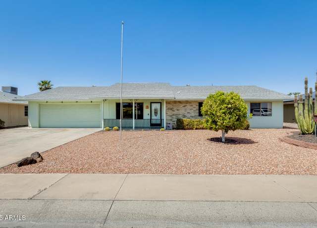 Property at 17214 N Foothills Dr, Sun City, AZ 85373, 2 beds, 2 baths