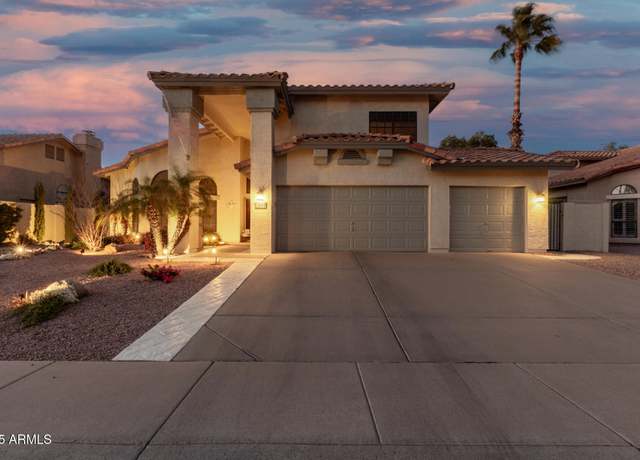 Property at 826 W Royal Palms Dr, Gilbert, AZ 85233, 5 beds, 3 baths