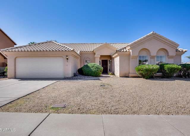 Property at 4001 E Rosemonte Dr, Phoenix, AZ 85050, 3 beds, 2 baths