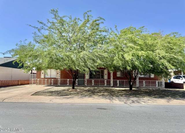 Property at 3006 W Stella Ln, Phoenix, AZ 85017, 4 beds, 2 baths