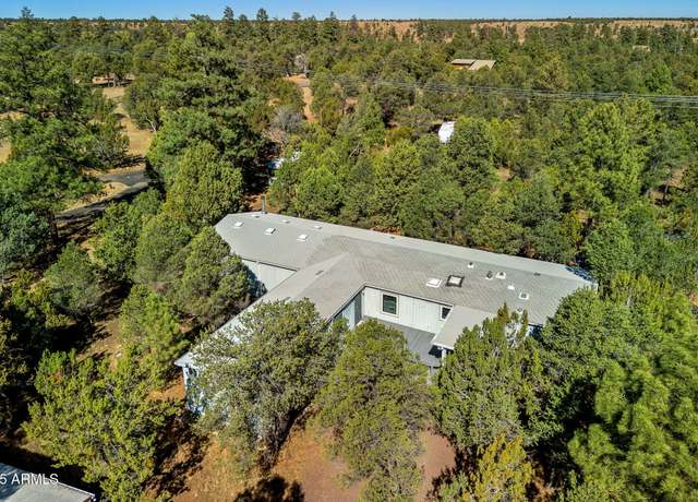 Property at 3085 Ponderosa Rd, Overgaard, AZ 85933, 3 beds, 2 baths