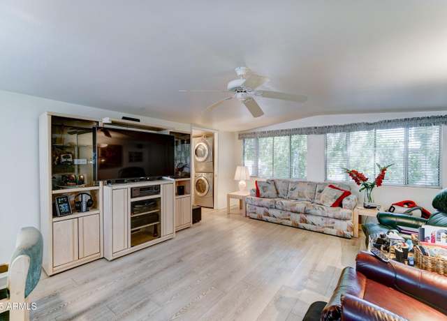 Property at 111 S Greenfield Rd #670, Mesa, AZ 85206, 1 bed, 2 baths