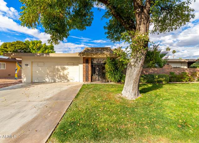 Property at 10314 W Manzanita Dr, Sun City, AZ 85373, 2 beds, 2 baths