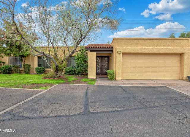 Property at 2217 W Claremont St, Phoenix, AZ 85015, 3 beds, 2 baths