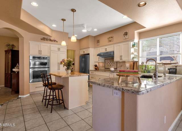 Property at 474 E Baylor Ln, Gilbert, AZ 85296, 5 beds, 3 baths