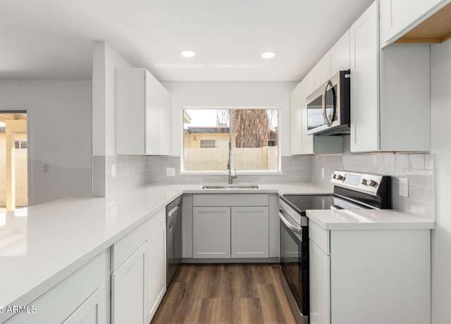 Property at 747 W Rice Dr, Tempe, AZ 85283, 2 beds, 2 baths