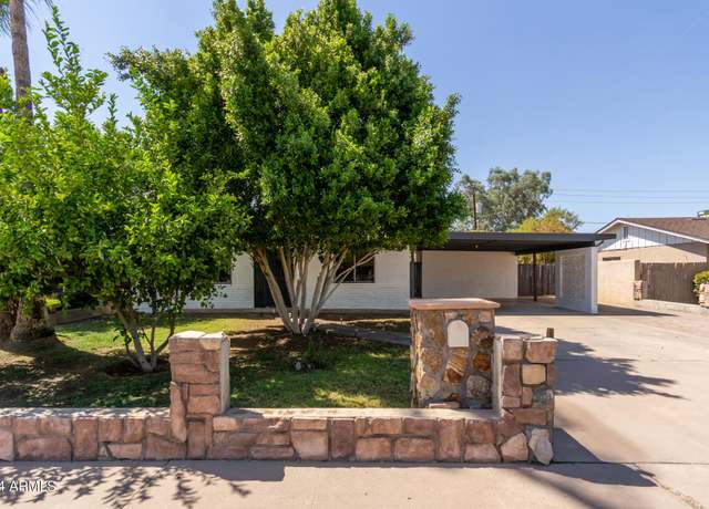 Property at 15220 N 24th Pl, Phoenix, AZ 85032, 3 beds, 2 baths