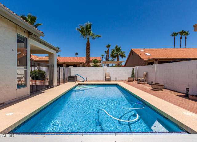 Property at 25843 S Eastlake Dr, Sun Lakes, AZ 85248, 2 beds, 2 baths